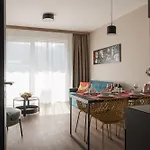 Avenue Apartments