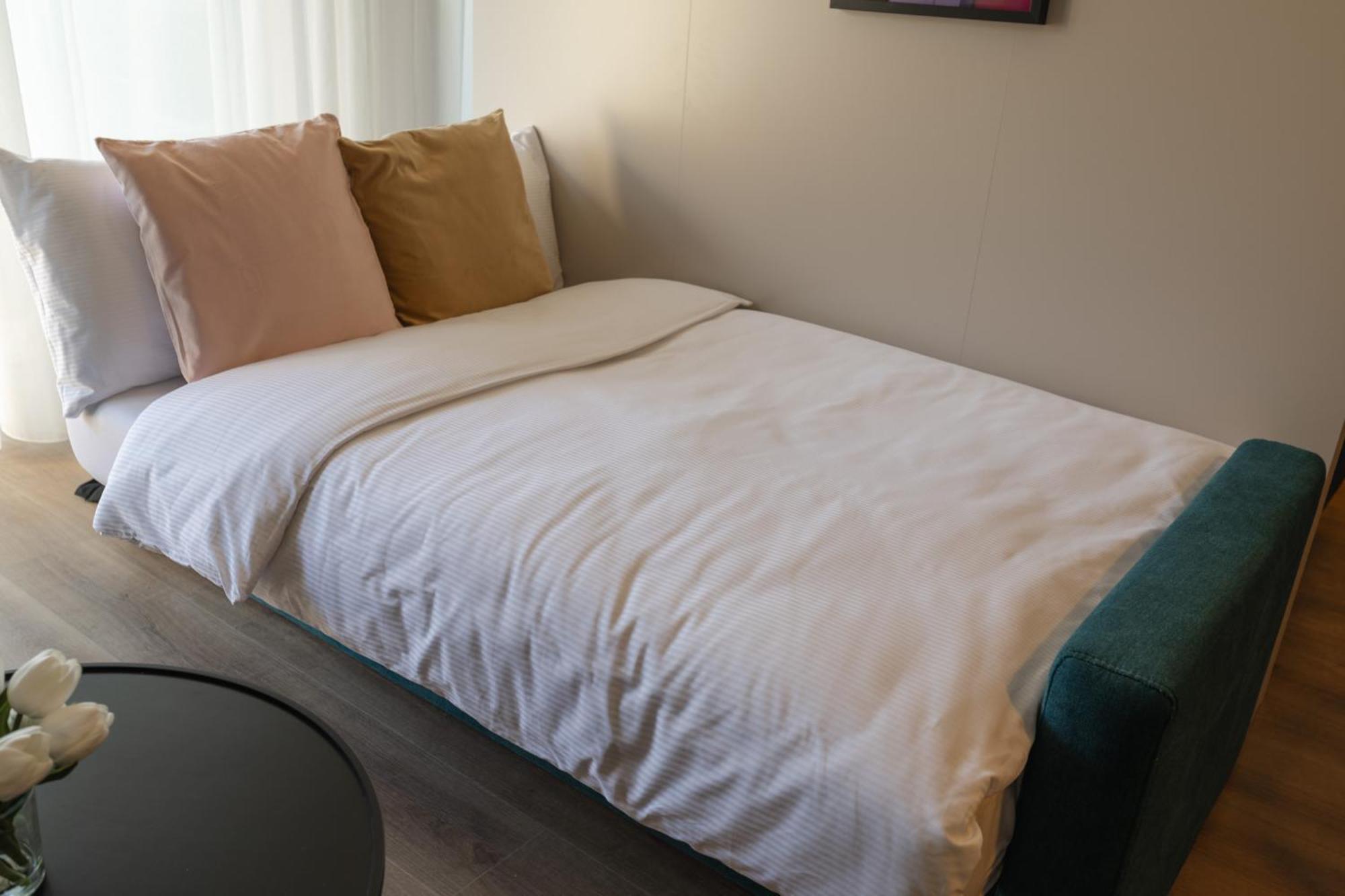 Apartment Avenue *